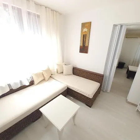 кристиан Apartamento *