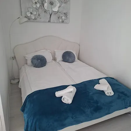 кристиан Apartament *
