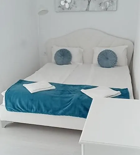 דירה кристиан *